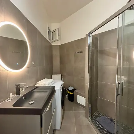 Appartement Convention 6 *